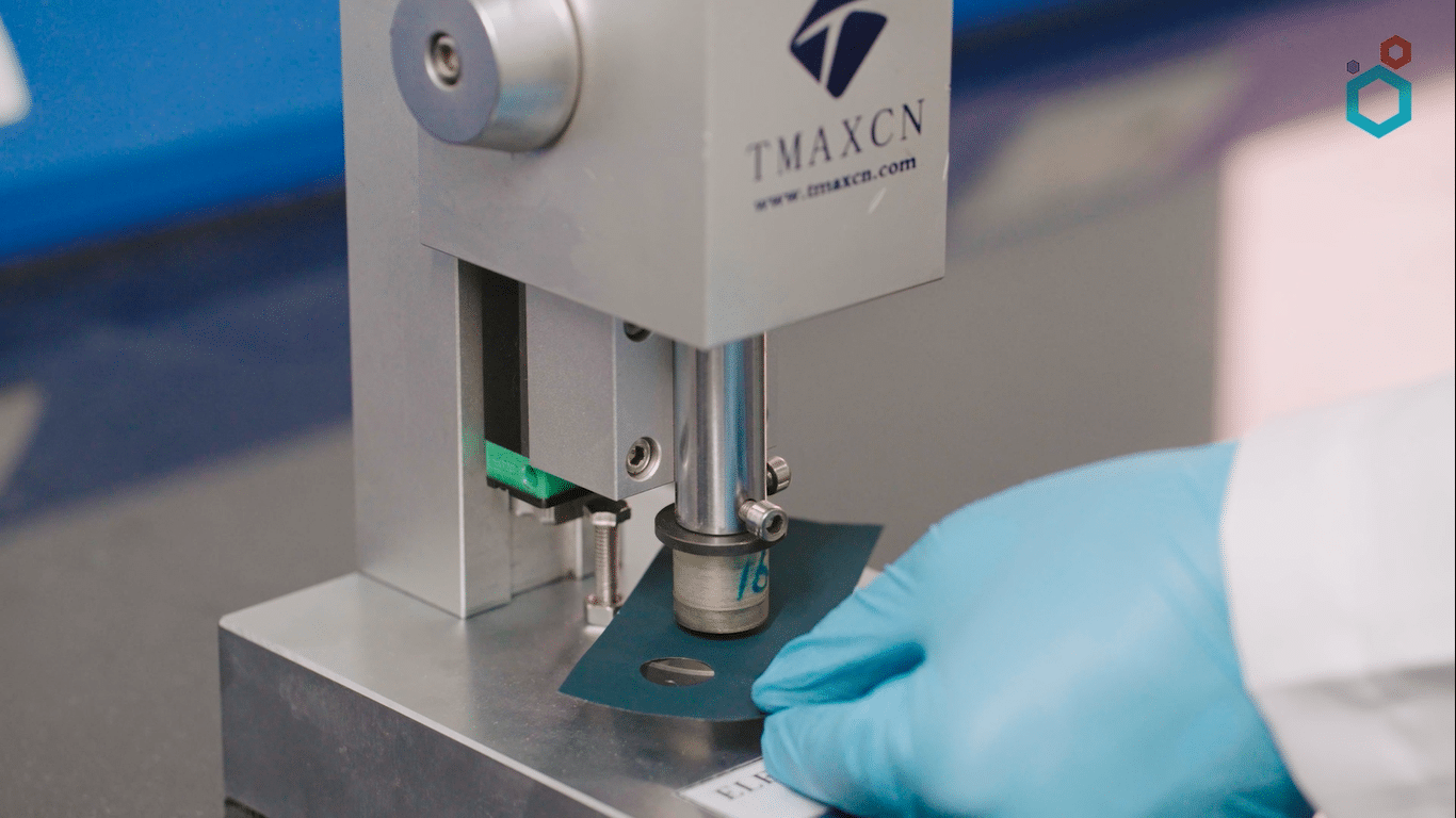 prussian white a next-generation cathode materials for sodium-ion batteries